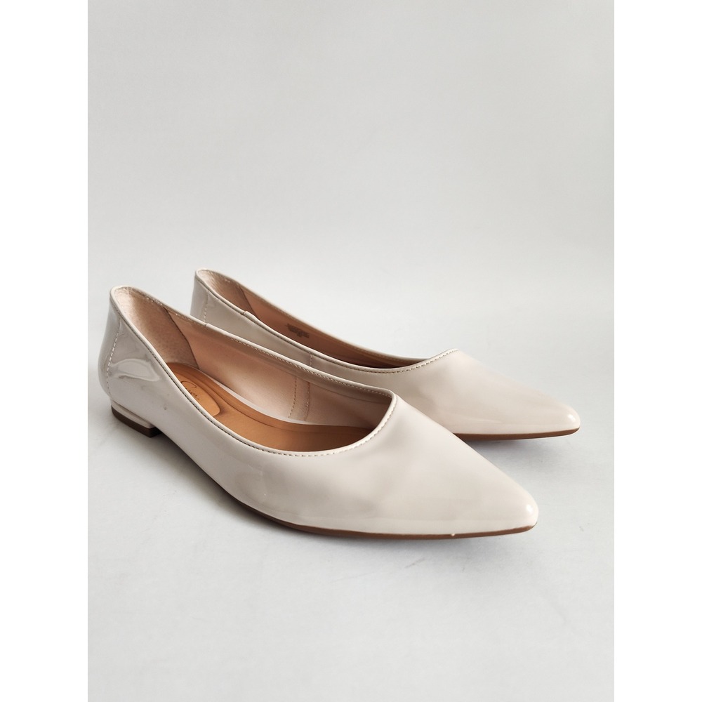 New Jessica Simpson‎ Flats 6 Pointed Toe Cream Faux Patent Leather Slip On Shoes